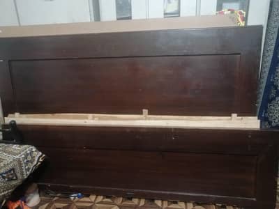 King size bed