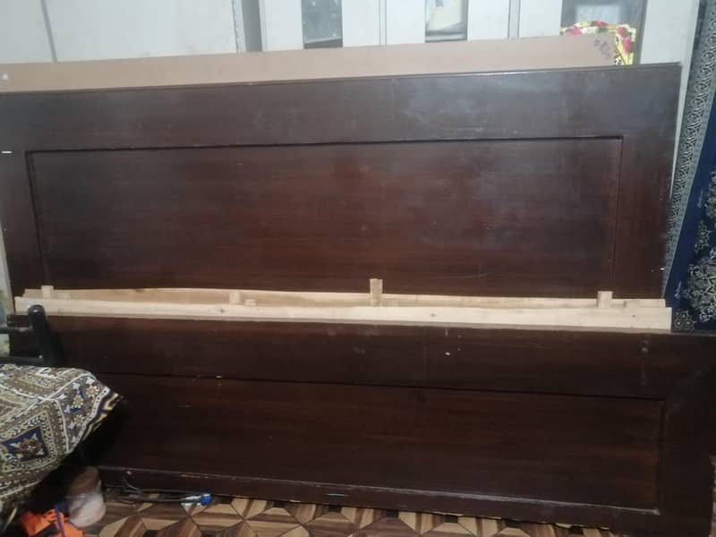 King size bed 4