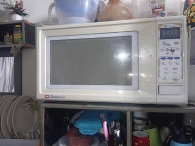 I am selling microwave