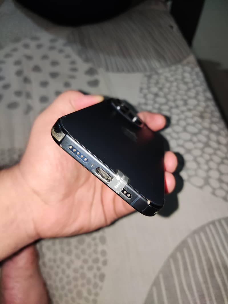 iPhone 15 Pro 8