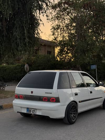 Suzuki Cultus