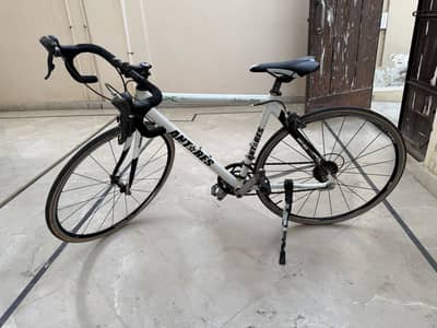 Antares road bike
