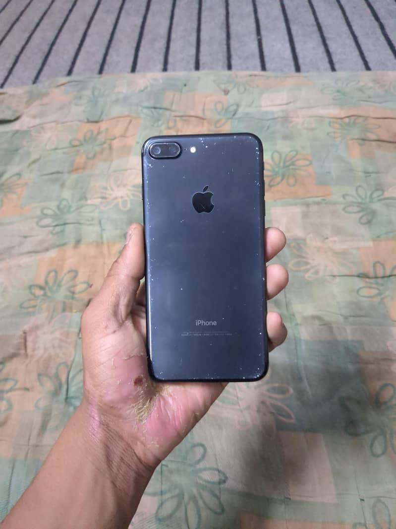 Apple iPhone 7 Plus 0
