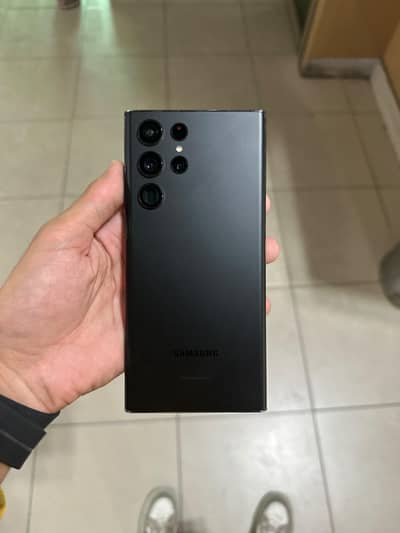 Samsung S22 Ultra Urgent Sale