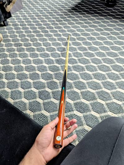 One peice cue fore sale