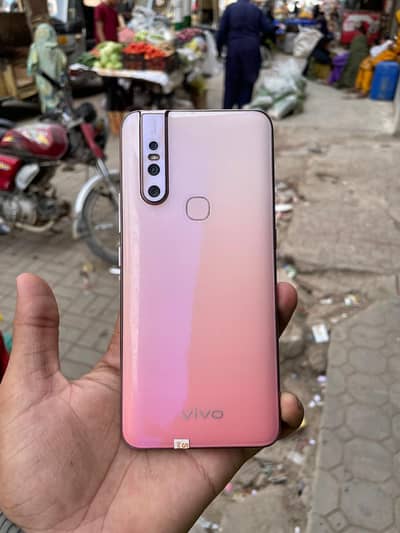 Vivo V15