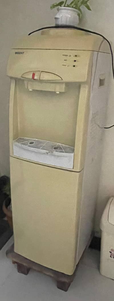 Orient Water Dispenser