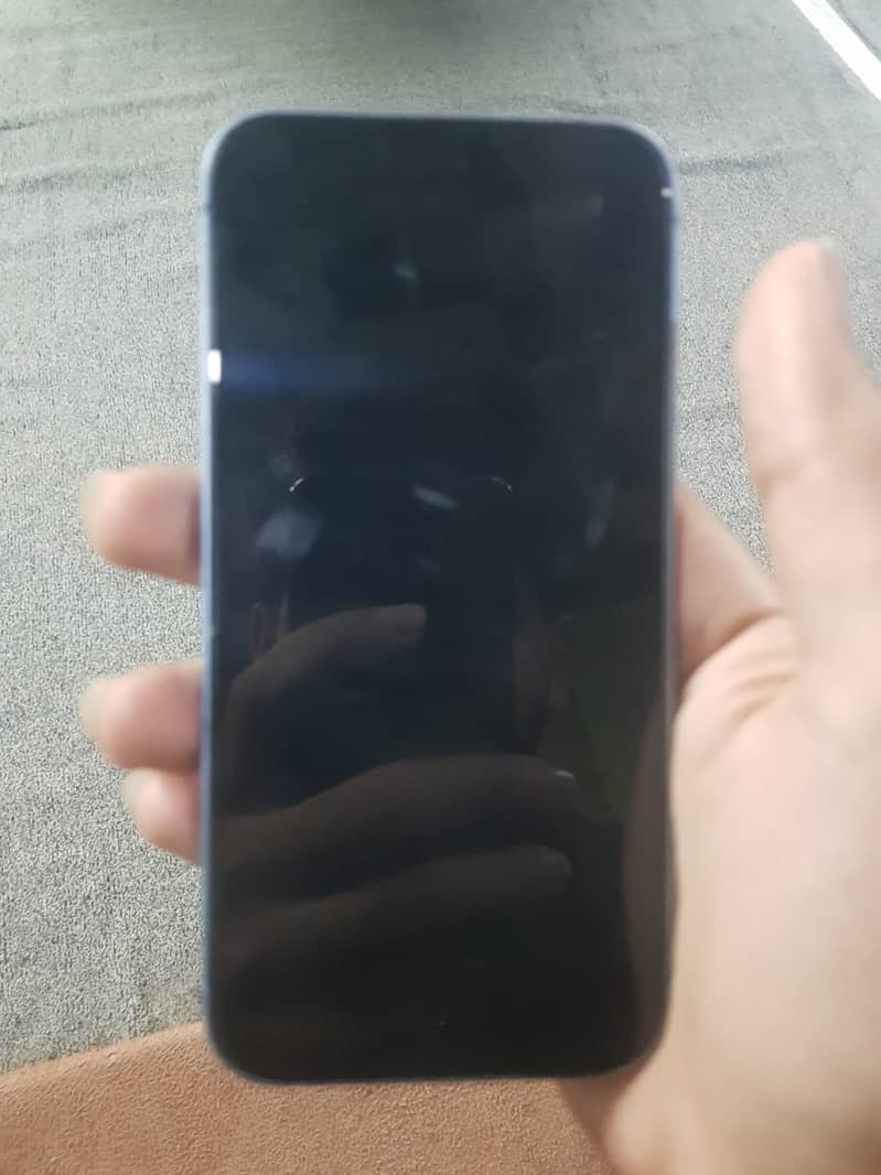 Apple iPhone 14 4