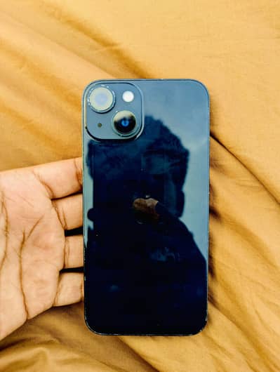 Apple iPhone 14 Under Apple Warranty