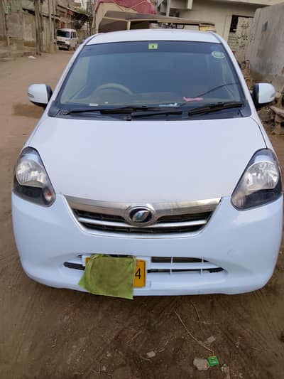 Daihatsu Mira 2012