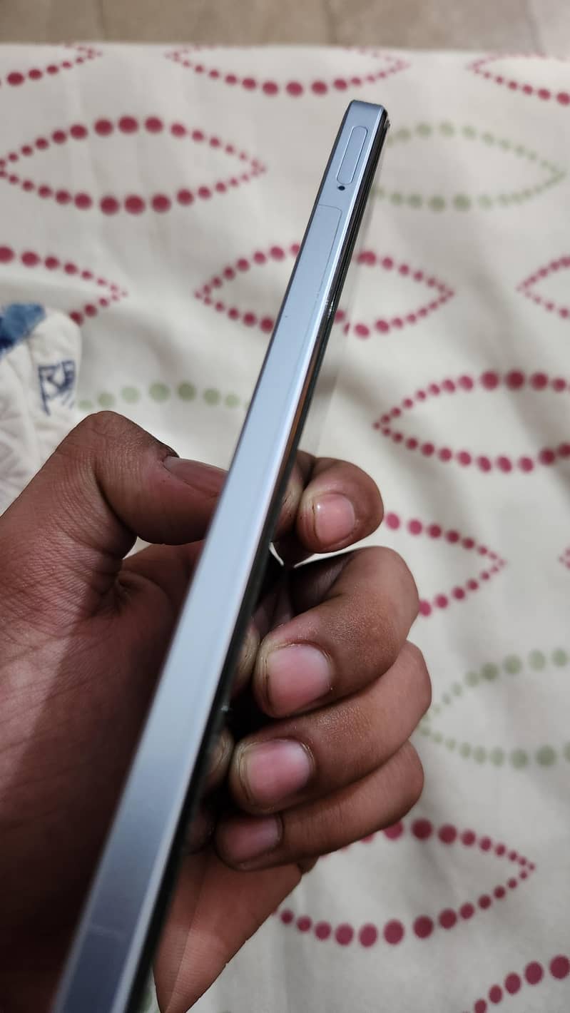 Realme Note 60 3