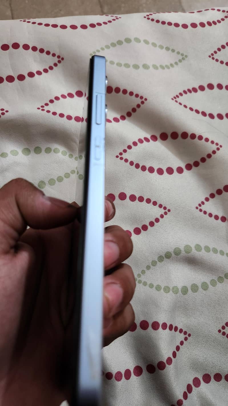 Realme Note 60 6