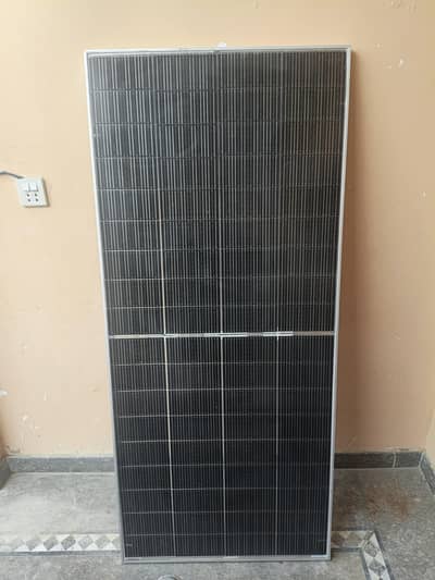 280 watt solar pannel