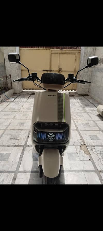 range 170 km new scooter and import