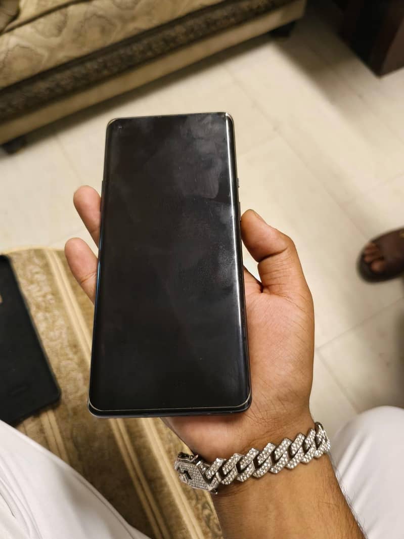 One Plus 8 Pro 0