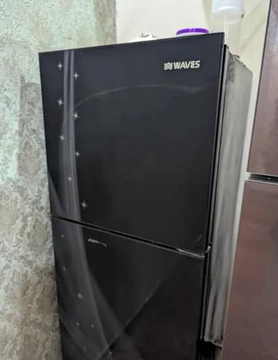 Waves Fridge
