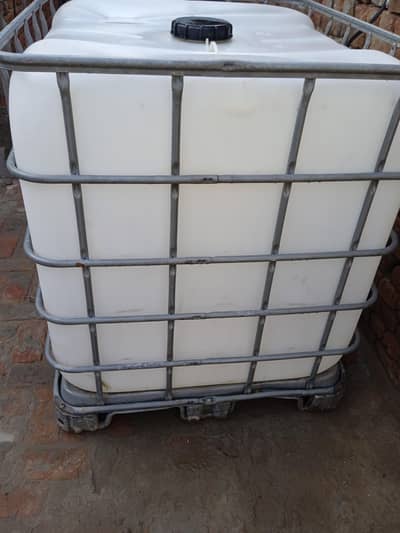 1000 liter water supply tank  price 14 hz