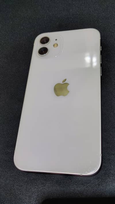Apple iPhone 12