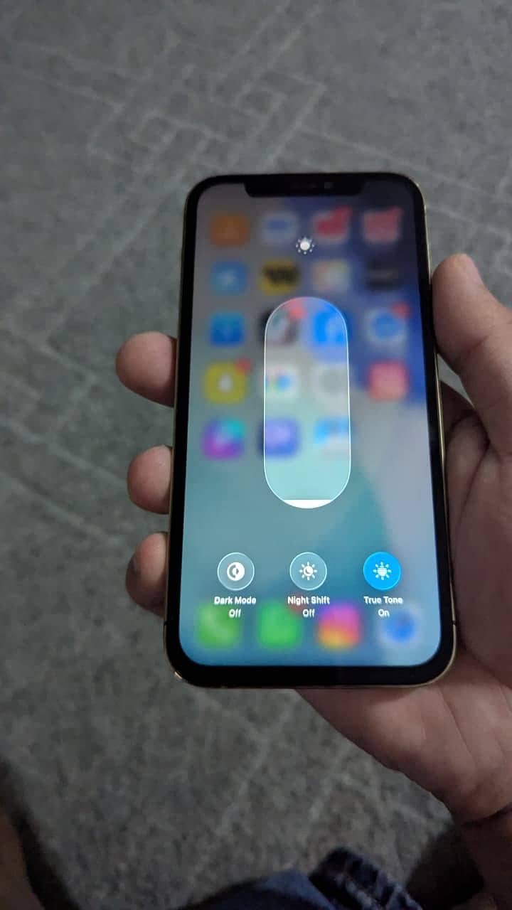Apple iPhone 12 Pro 3