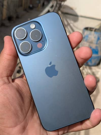 iPhone 15 Pro 96% battery health