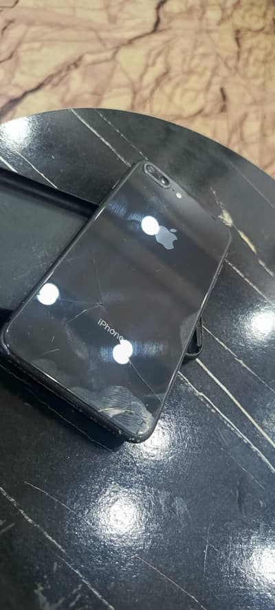 Apple iPhone 8 Plus