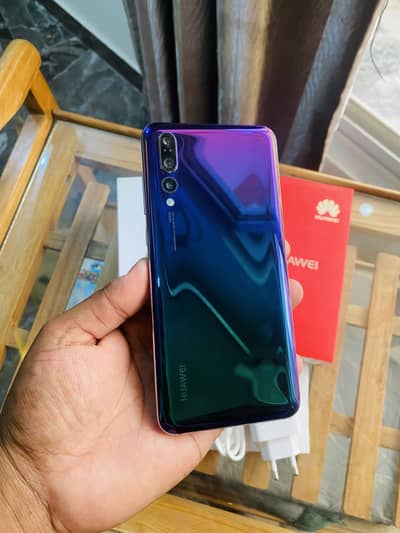 Huawei P20 Pro(6/128) urgent Sale. 03:20:88:000:34