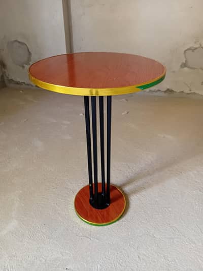 Eye-catching coffee table