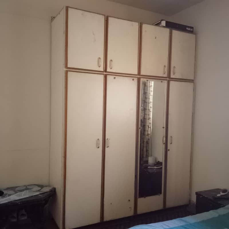cabinet 1