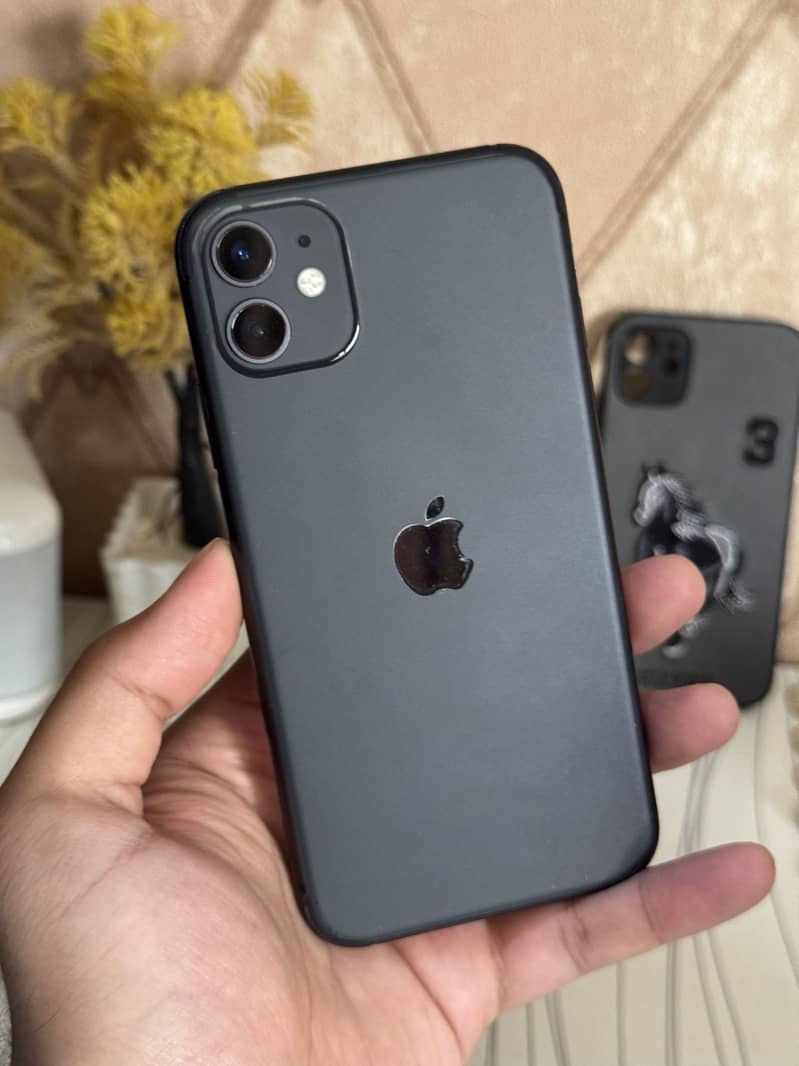 Apple iPhone 11 Box 4