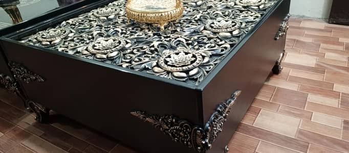 luxury coffee table 03076833766 Rs1150