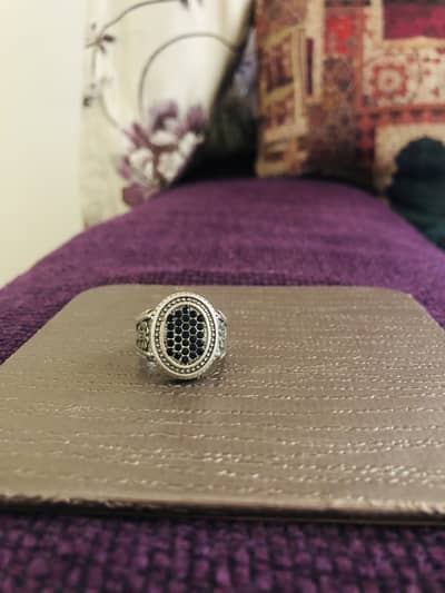Men ring original silver on Afghanistan