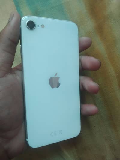 Apple iPhone SE
