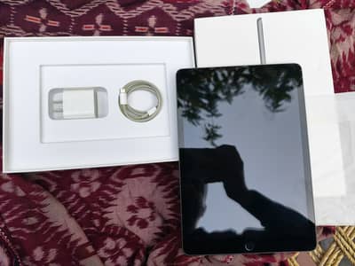 Ipad 9 with box 64GB