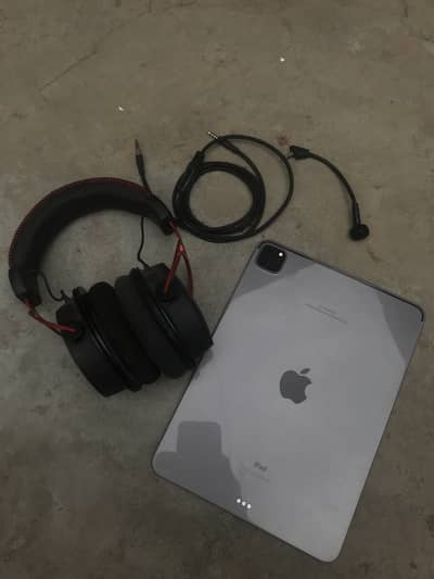 i pad pro 2020 storage 128GB 120 FPS IN PUBG