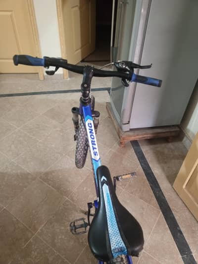 new condition used only 6 month