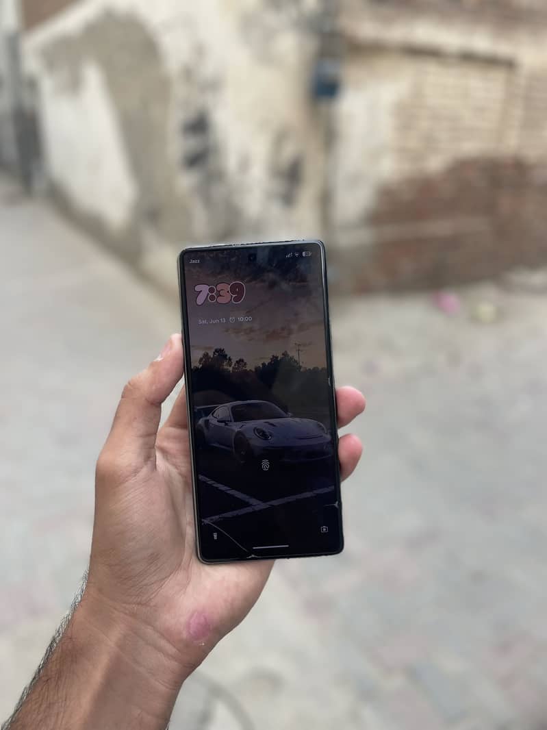 Google Pixel 7 4