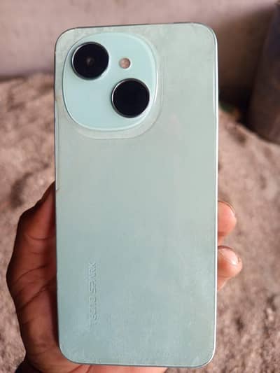 Tecno Spark Go 1