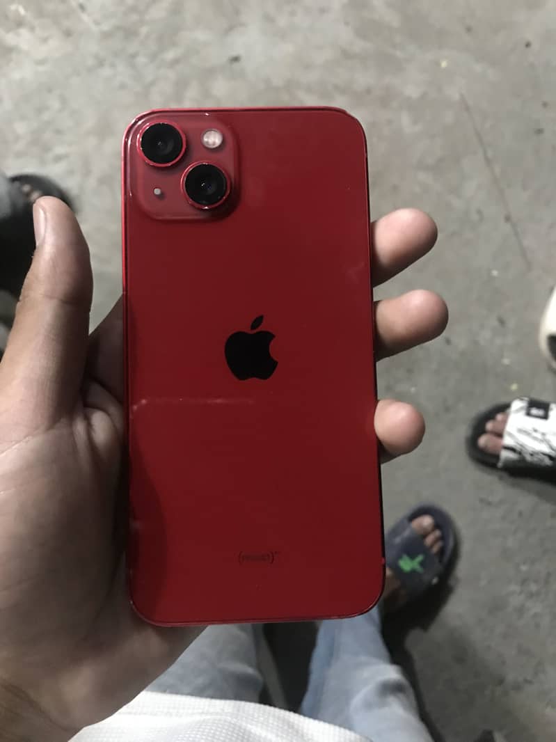 iPhone 13 0