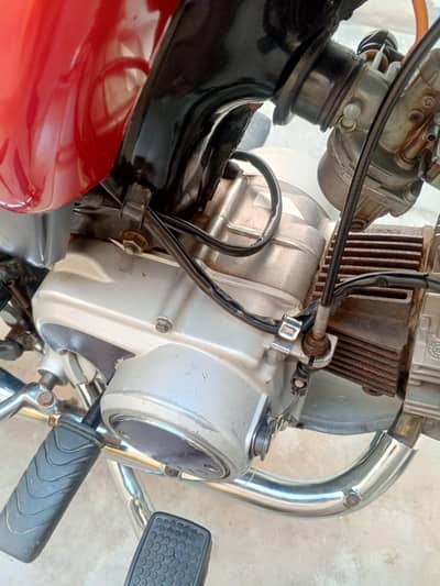 United 700cc