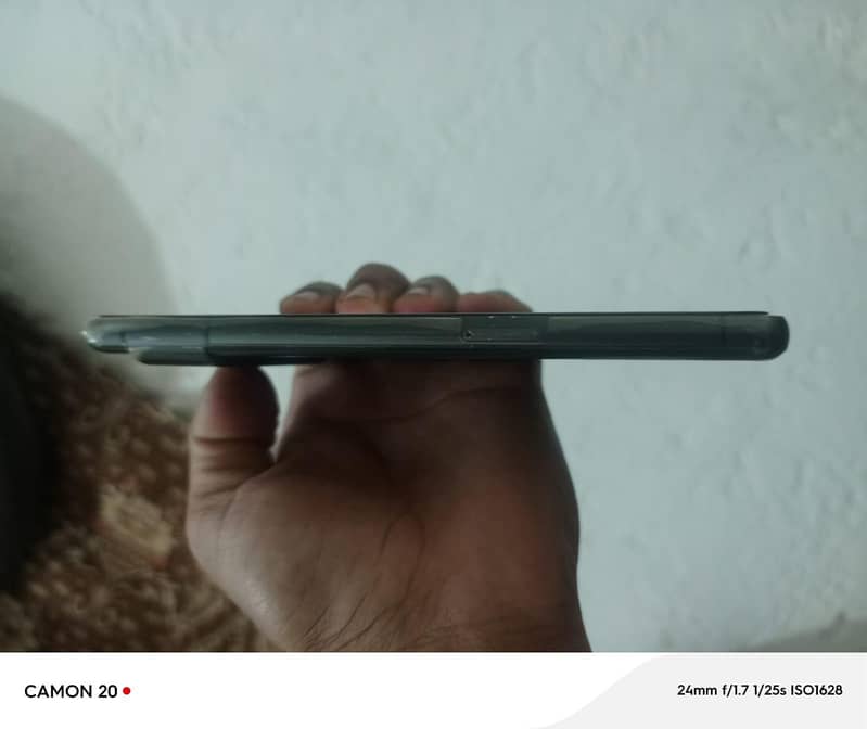 Google Pixel 7 4