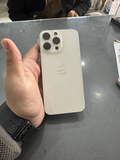 Apple iPhone 15 Pro Max