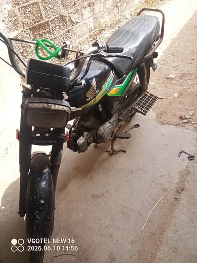 Honda CD 70 2012 model Karachi no for sale