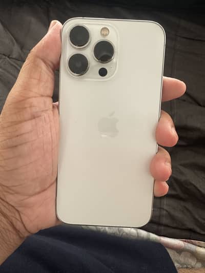 Apple iPhone 13 Pro