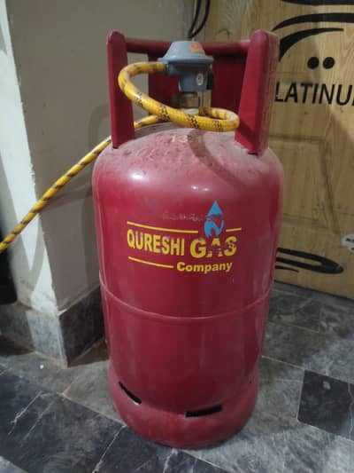2 cylinders with 2 carborator