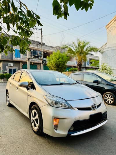 Toyota Prius 2012