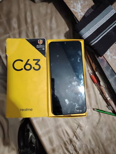 Realme C63