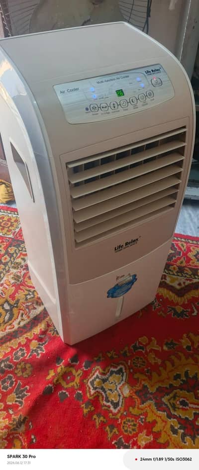 Life lelax Ac air clouer
