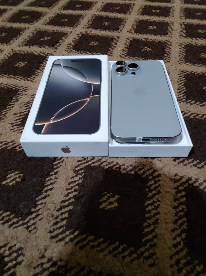 iPhone 16 Pro Max 0