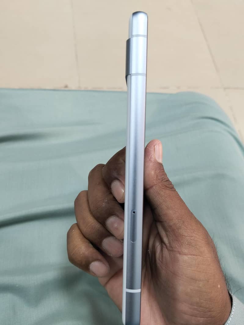 Google Pixel 7a 1