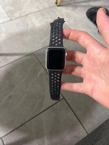 apple watch 100℅ orignal watch no any fault came from uk
